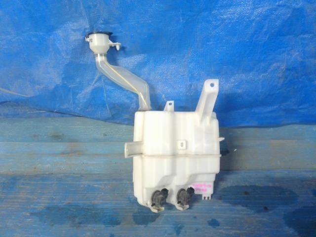 [WASHER TANK]TOYOTA PRIUS ZVW30 2ZR-FXE AT 2WD #0BD3253171112