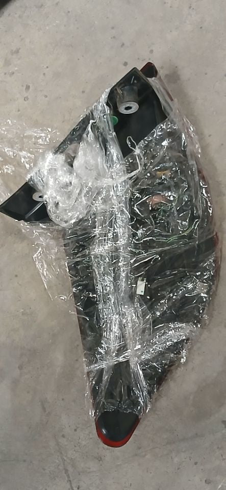[TAIL LAMP RH]SUBARU EXIGA YA4 2009 EJ20 FF AT 2WD #000323B552518