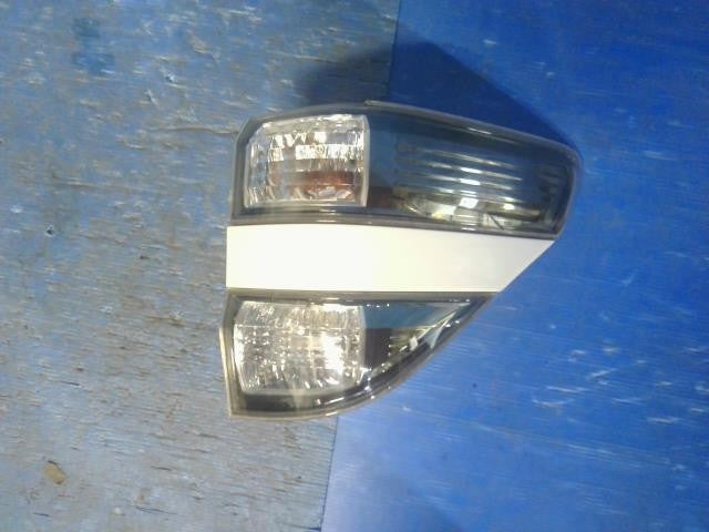 [TAIL LAMP RH]TOYOTA VELLFIRE ANH25W 2AZ-FE AT 4WD #0BD3253176924