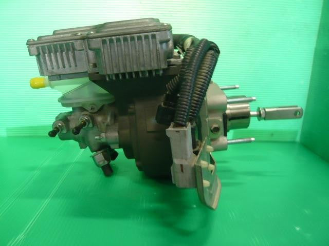 [BRAKE BOOSTER]NISSAN LEAF ZE0 EM61 AT 2WD #0EV3253000706