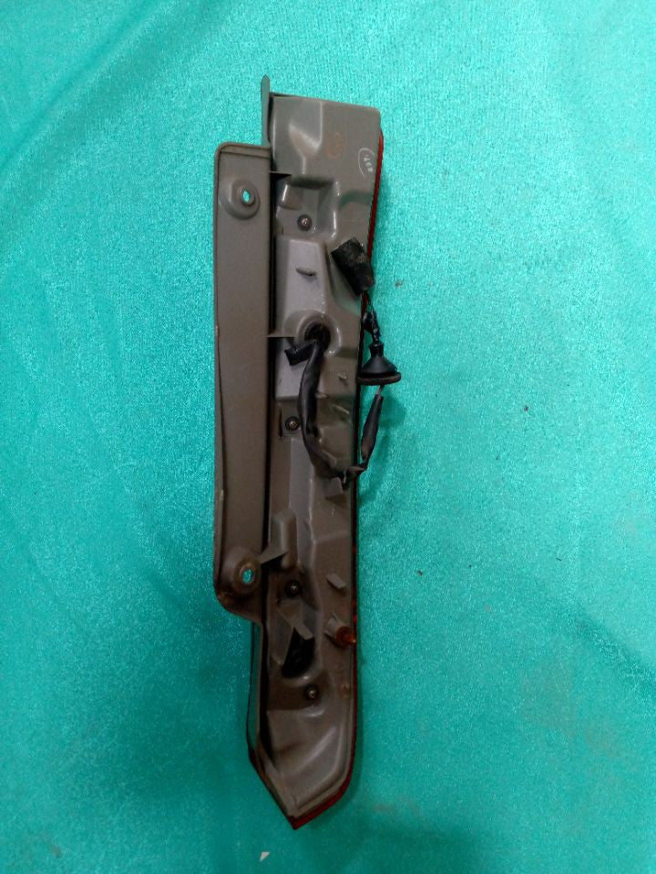 [TAIL LAMP RH]TOYOTA ISIS ANM15 2006 1AZ-FSE FF AT 4WD #0003246682650