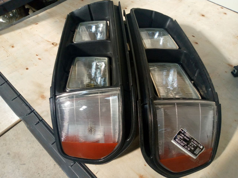 [HEADLIGHT LH / RH]TOYOTA LAND CRUISER FJ80G 3F-E FR AT 4WD #000322A280911