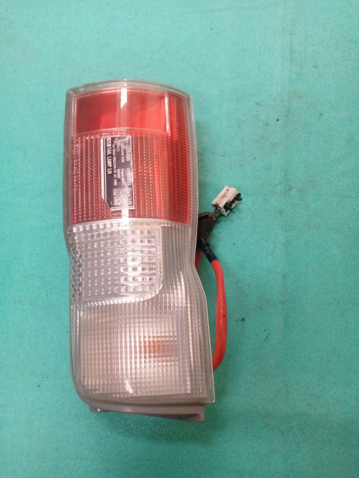 [TAIL LAMP LH]NISSAN CARAVAN VAN VPE25 2001 KA20DE FR AT 2WD #0003247718406