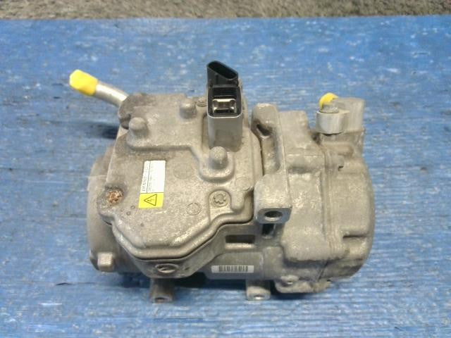 [A/C COMPRESSOR]TOYOTA ALPHARD ATH20W 2AZ-FXE AT 4WD #0BD3253182938
