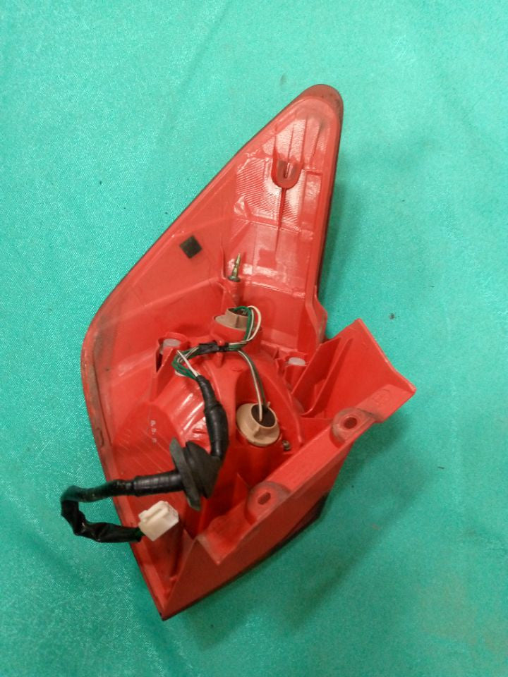 [TAIL LAMP RH]TOYOTA CALDINA WAGON AZT241 2003 1AZ-FSE FF AT 2WD #0003246682764