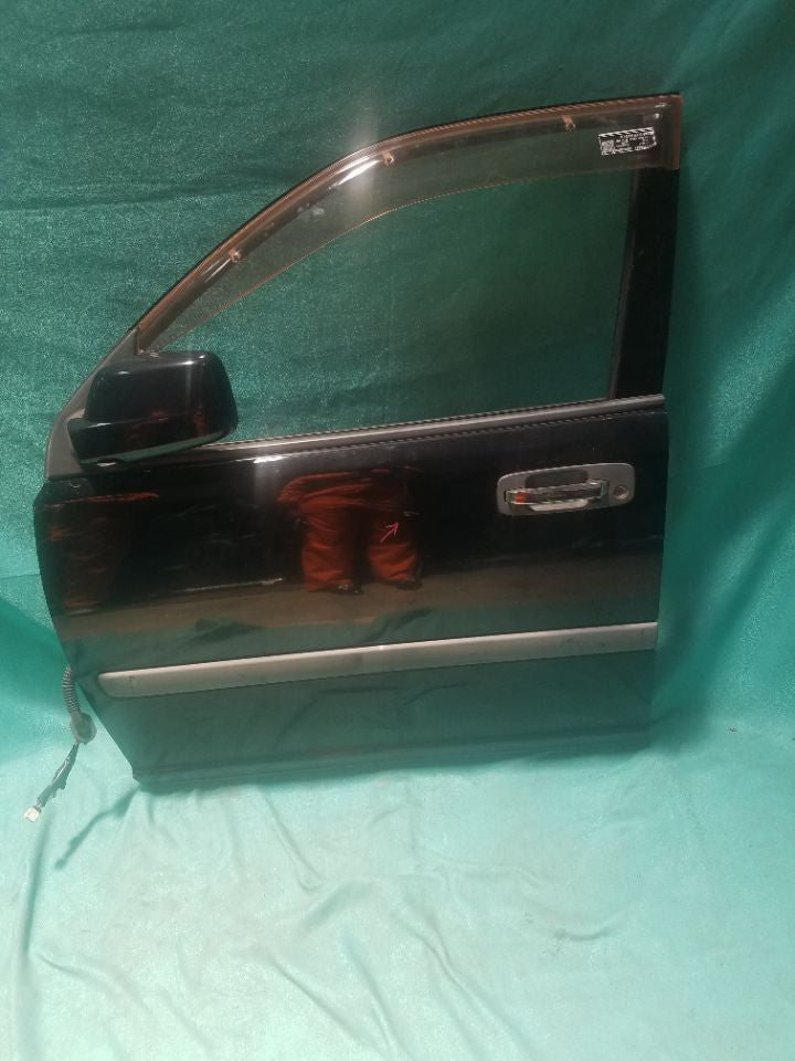 [F DOOR ASSY LH]NISSAN X-TRAIL NT30 2006 QR20DE FF AT 4WD #000324A756087