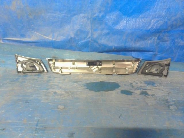 [R FINISHER PANEL]SUZUKI SOLIO MA26S K12C AT 2WD #0BD3253171180