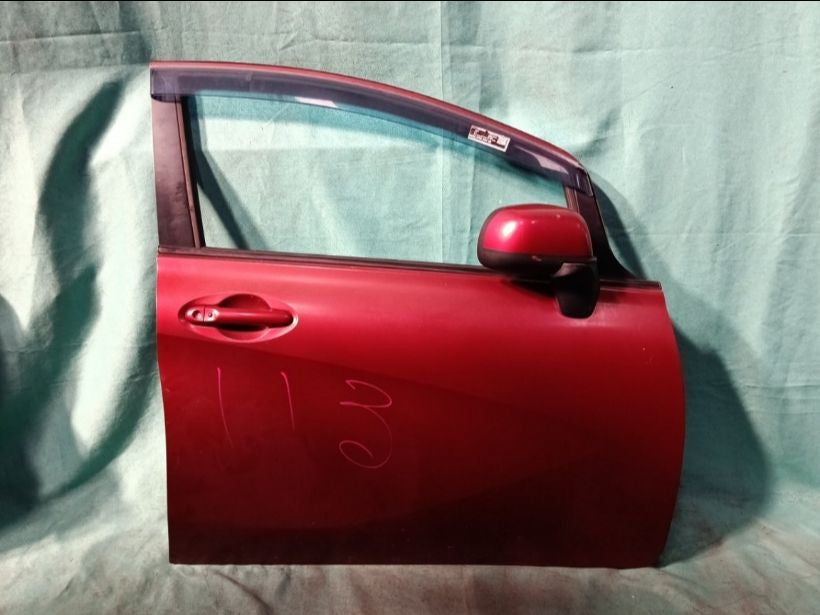 [F DOOR ASSY RH]NISSAN NOTE E12 2013 HR12DE FF AT 2WD #000325A982852