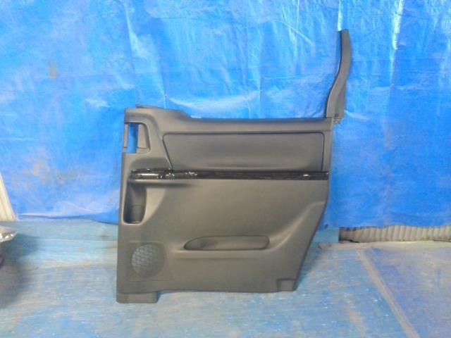 [RIGHT R DOOR TRIM]TOYOTA VELLFIRE ANH25W   #0BD3253171055
