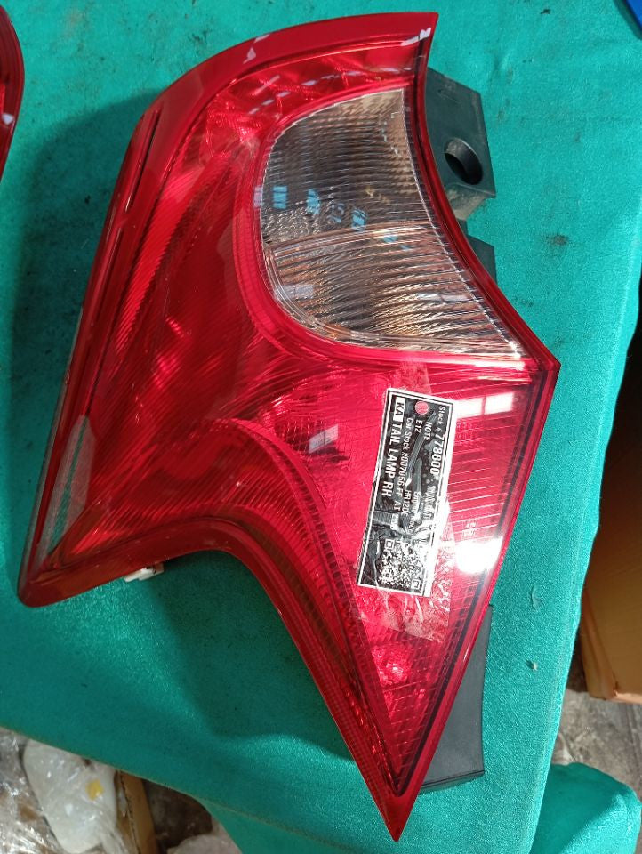 [TAIL LAMP RH]NISSAN NOTE E12 2014 HR12DE FF AT 2WD #000324B778800