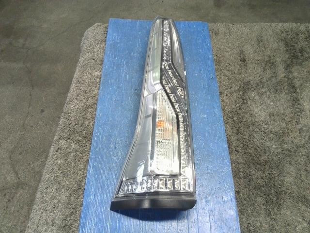 [TAIL LAMP LH]NISSAN SERENA HFC26 MR20DD AT 2WD #0BD3253183069