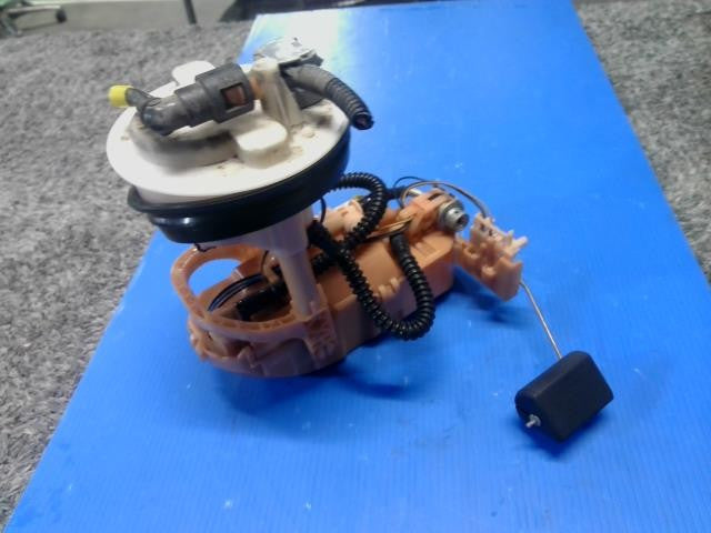 [FUEL PUMP]HONDA STEPWAGON RG2 K20A AT 4WD #0BD3253172599