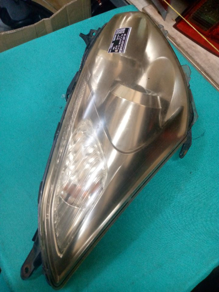 [HEADLIGHT ASSY RH]TOYOTA WISH ZNE10G 2007 1ZZ-FE FF AT 2WD #0003249735556