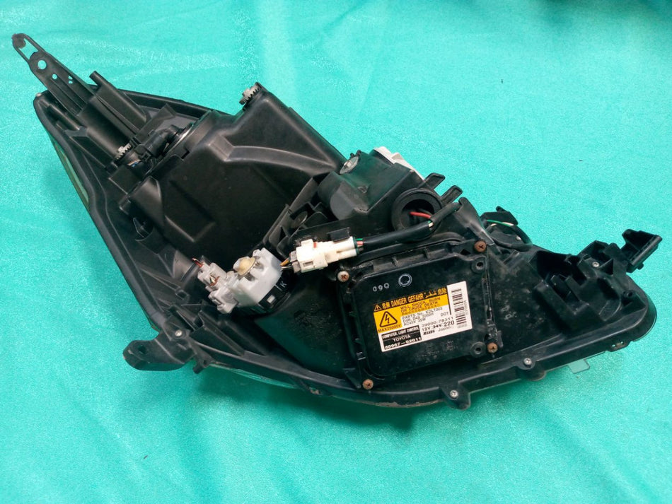 [HEADLIGHT ASSY LH]TOYOTA ISIS ZGM10 2011 2ZR-FAE FF AT 2WD #0003247701985