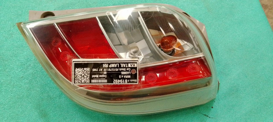 [TAIL LAMP RH]DAIHATSU MIRA e:S LA300S KF FF AT 2WD #0003251819492