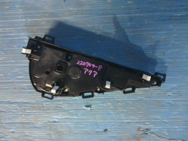 [AIR CONDITIONER PANEL]TOYOTA AQUA NHP10   #0BD3253171848