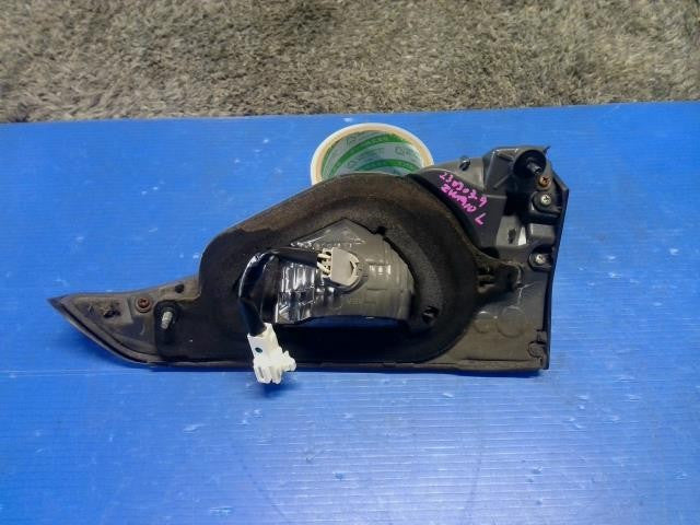 [Left finisher panel]LEXUS CT ZWA10 2ZR-FXE AT 2WD #0BD3253172629