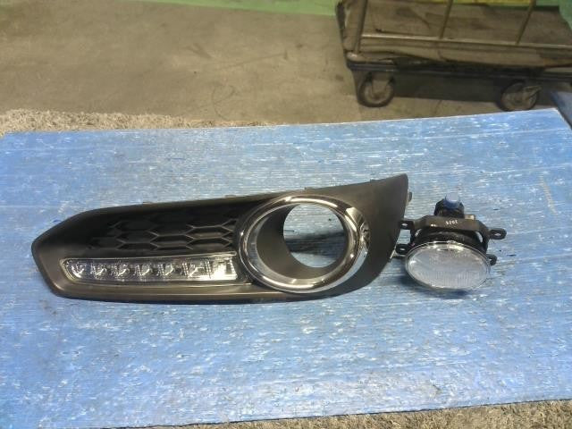 [FOG LAMP RH]SUBARU LEGACY TOURING WAGON BRG FA20 AT 4WD #0BD3253183047