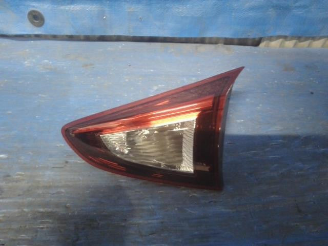 [Right finisher panel]MAZDA DEMIO DJ5FS S5-DPTS AT 2WD #0BD3253183053