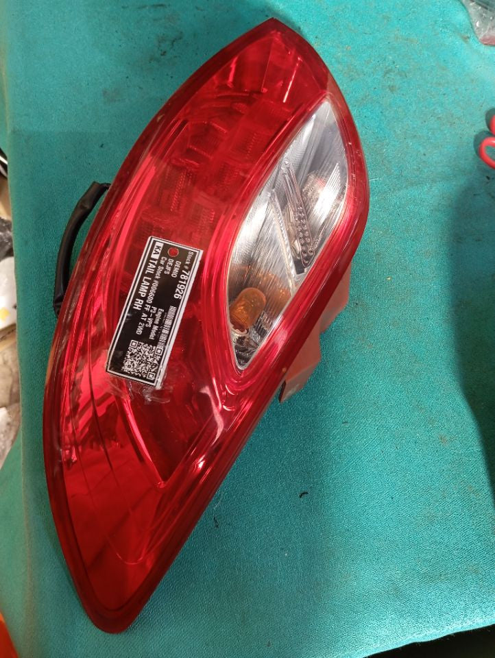 [TAIL LAMP RH]MAZDA DEMIO DEJFS 2011 P3-VPS FF AT 2WD #000324B781926