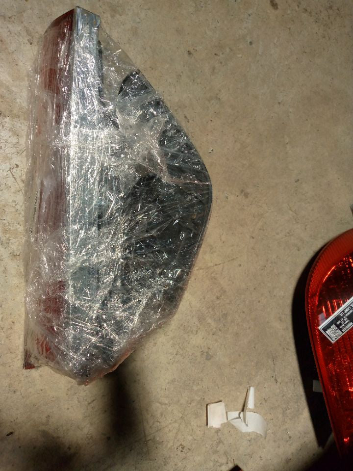 [TAIL LAMP RH]TOYOTA CROWN JZS155 1997 2JZ-GE FR AT 2WD #0003244654502