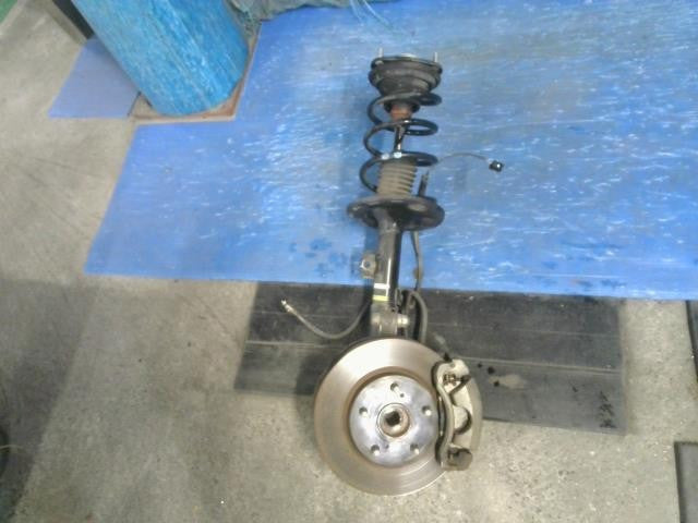 [F STRUT ASSY RH]TOYOTA ESQUIRE ZRR80G 3ZR-FAE AT 2WD #0BD3253174637
