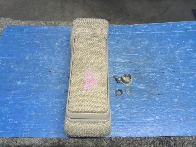 [ARM REST]DAIHATSU TANTO LA600S   #0BD3253174459