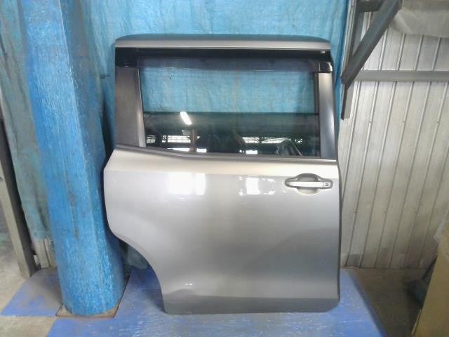 [R DOOR ASSY RH]TOYOTA NOAH ZWR80G 2ZR-FXE AT 2WD #0BD3253180597