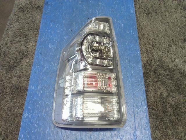 [TAIL LAMP LH]TOYOTA VOXY ZRR70G 3ZR-FAE AT 2WD #0BD3253178638