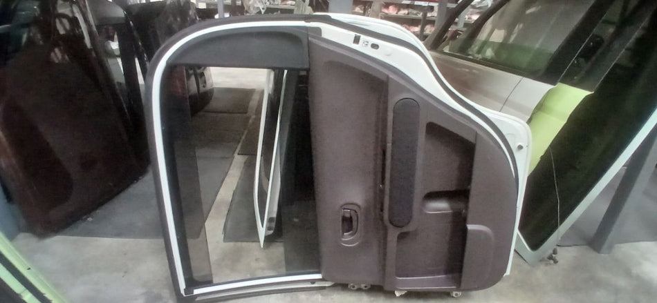 [R DOOR ASSY RH]TOYOTA SPADE NCP141 2013 1NZ-FE FF AT 2WD #000323A535118