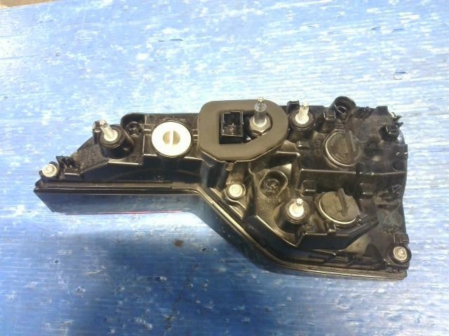 [Left finisher panel]AUDI A4 AVANT 8WCVN CVN AT 2WD #0BD3253174315