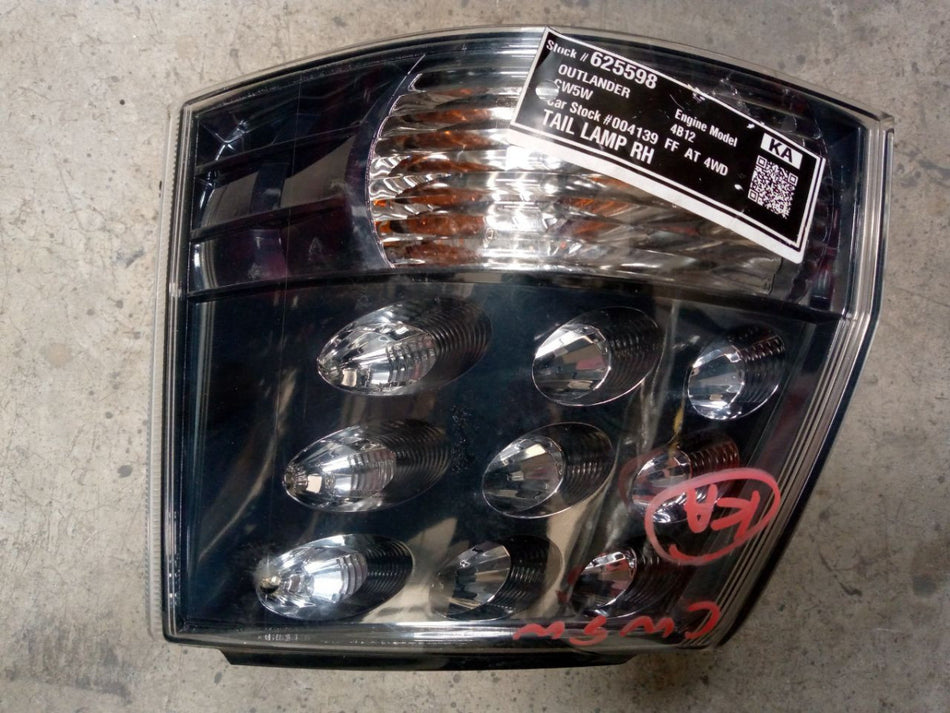 [TAIL LAMP RH]MITSUBISHI OUTLANDER CW5W 2007 4B12 FF AT 4WD #0003243625598