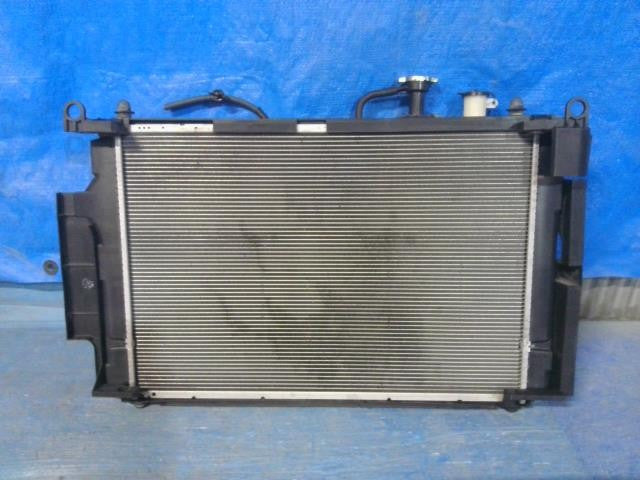 [RADIATOR]TOYOTA AQUA NHP10   #0BD3253171957