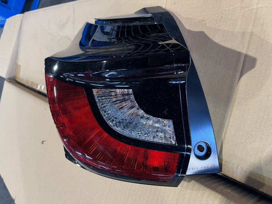 [TAIL LAMP LH]TOYOTA YARIS MXPA10 M15A-FKS FF AT 2WD #0B23251003967