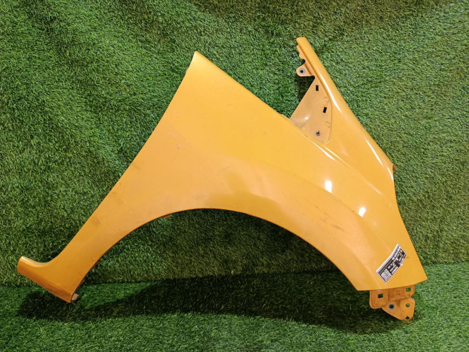 [FENDER RH]HONDA FIT HYBRID GP1 2010 LDA FF AT 2WD #0003253860128