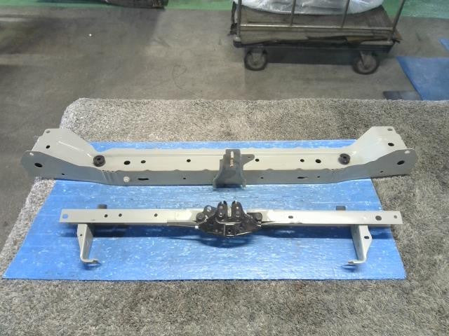 [RADIATOR CORE SUPPORT]NISSAN LEAF ZE1 EM57 AT 2WD #0BD3253181504