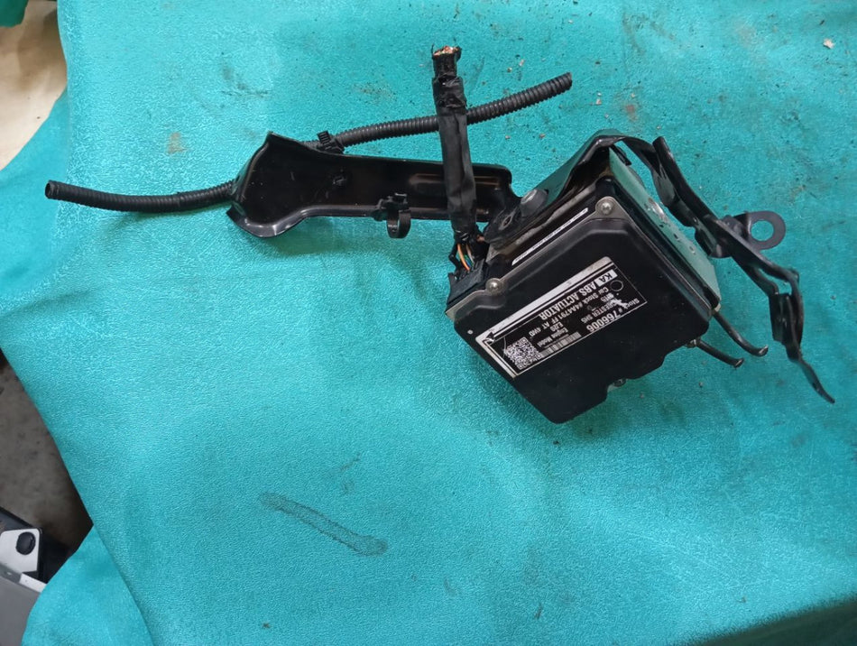 [ABS ACTUATOR]SUBARU FORESTER SH5 2008 EJ20 FF AT 4WD #000324A766006