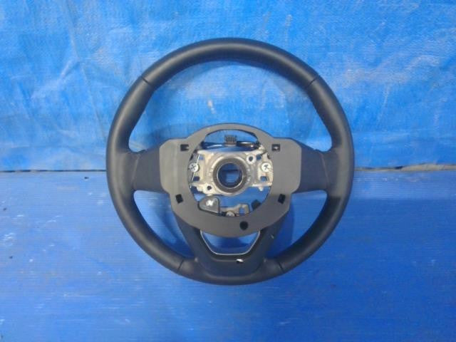 [STEERING WHEEL]TOYOTA YARIS CROSS MXPJ10 M15A-FXE AT 2WD #0BD3253177062
