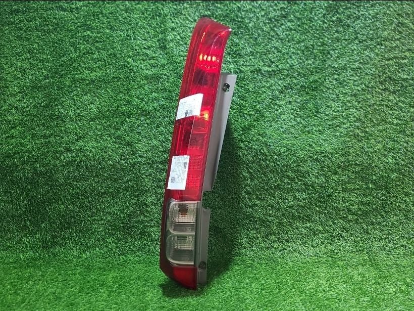 [TAIL LAMP LH]HONDA STREAM RN6 2008 R18A FF AT 2WD #0003262037935