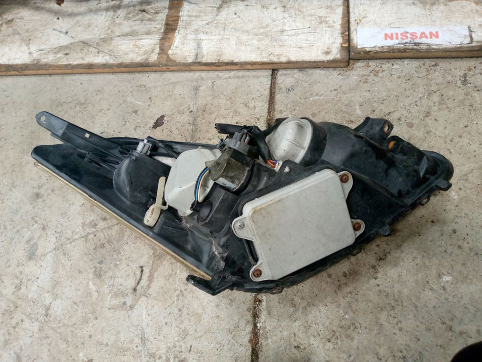 [HEADLIGHT ASSY LH]TOYOTA WISH ZNE10 2005 1ZZ-FE FF AT 2WD #0003244639669