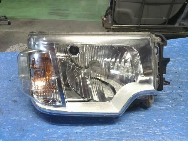 [HEADLIGHT ASSY RH]NISSAN NV100 CLIPPER U71V 3G83 AT 2WD #0BD3253183117