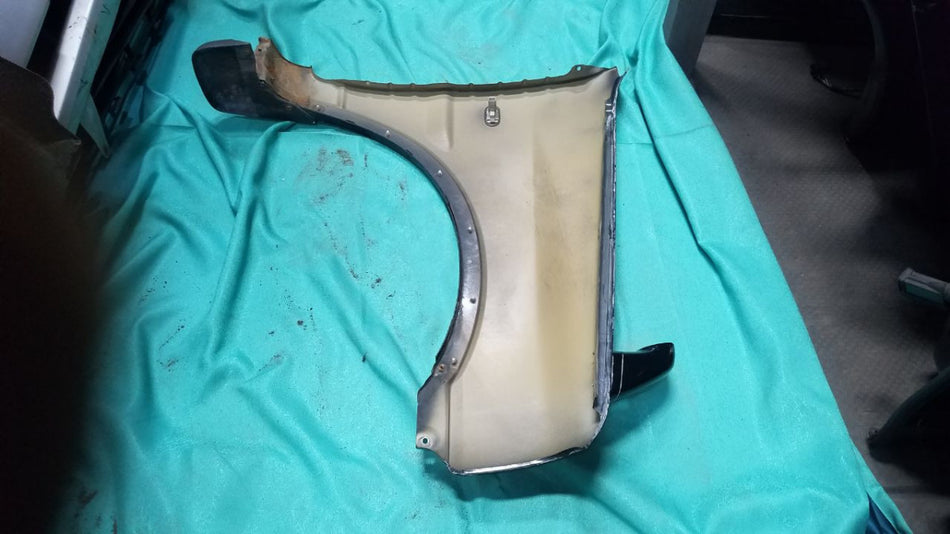 [FENDER LH]SUZUKI JIMNY JB23W K6A FR MT 4WD #0003246692240
