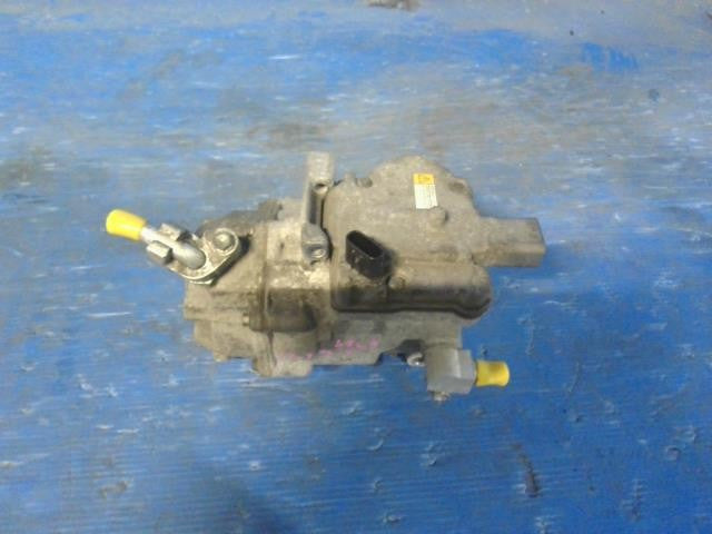[A/C COMPRESSOR]TOYOTA SIENTA NHP170G 1NZ-FXE AT 2WD #0BD3253180681