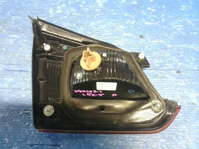 [Right finisher panel]SUBARU LEVORG VM4 FB16 AT 4WD #0BD3253176661