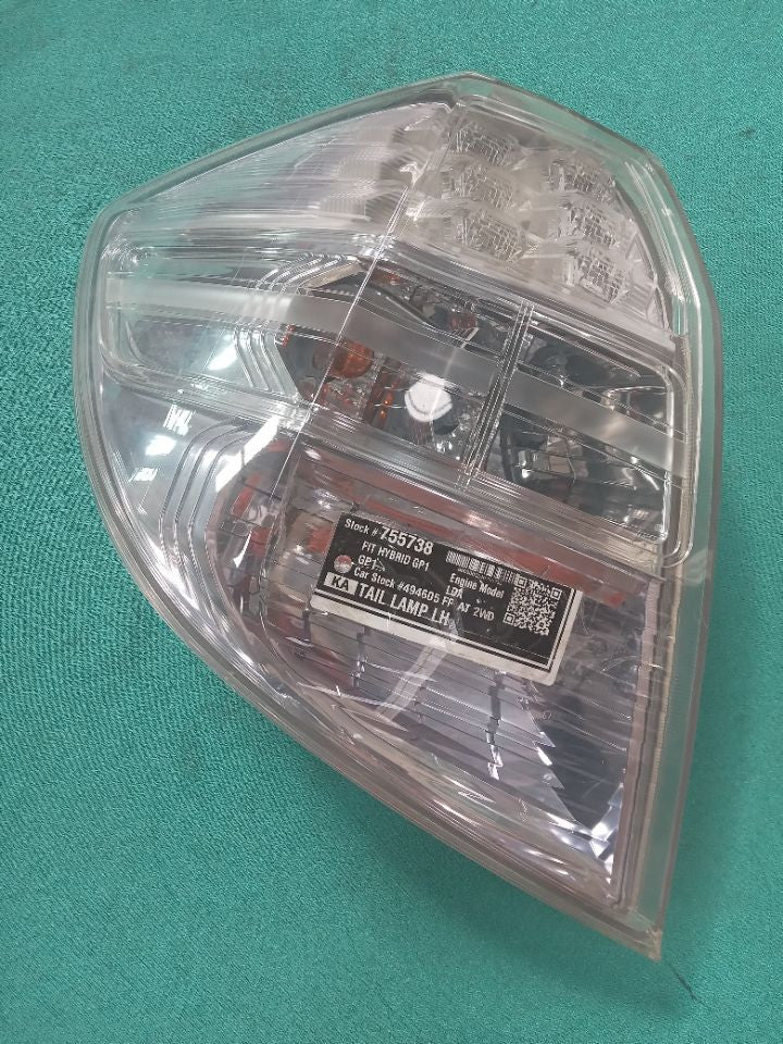 [TAIL LAMP LH]HONDA FIT HYBRID GP1 2010 LDA FF AT 2WD #000324A755738