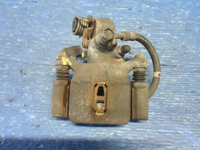 [R CALIPER RH]HONDA FIT GE8 L15A AT 2WD #0BD3253180572