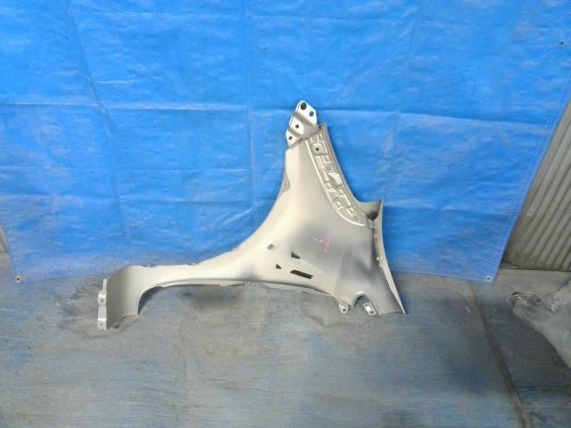 [FENDER RH]TOYOTA iQ NGJ10 1NR-FE AT 2WD #0BD3253170939