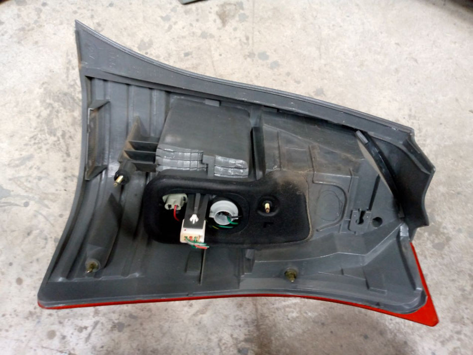 [TAIL LAMP LH]TOYOTA WISH ZNE14 2003 1ZZ-FE FF AT 4WD #0003243623209