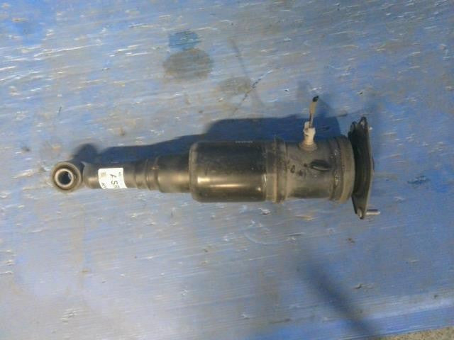 [R SHOCK ABSORBER RH]TOYOTA SIENTA NSP172G   #0BD3253172822