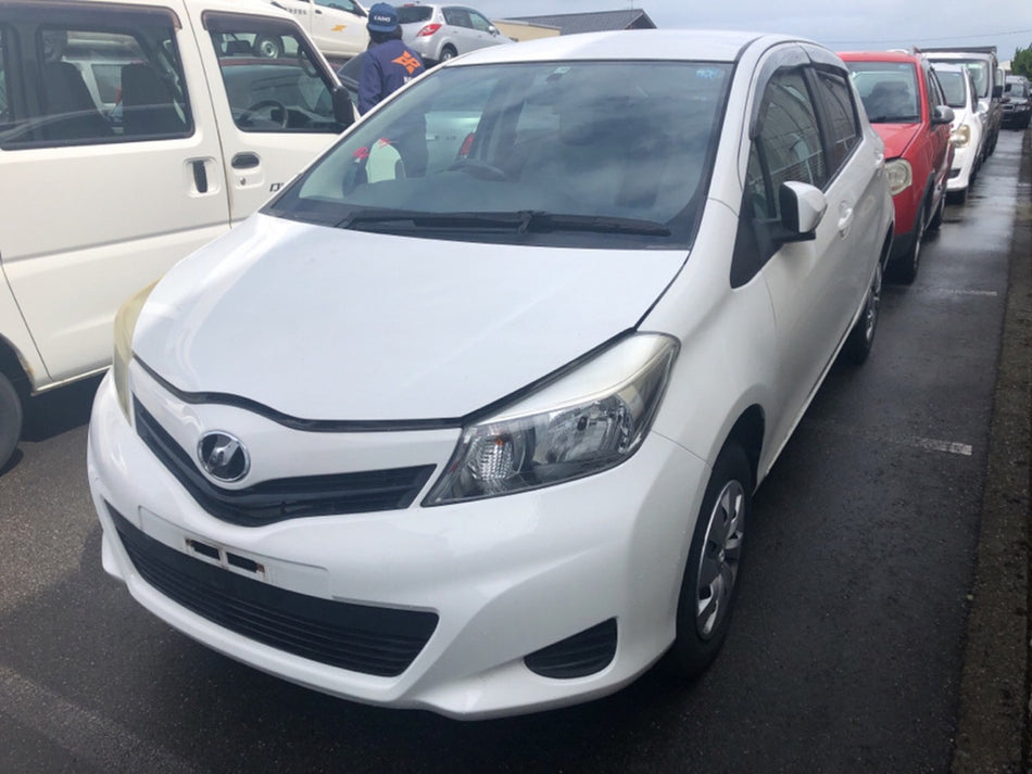 [REAR SIDE CUT LH]TOYOTA VITZ NSP135 2011 1NR-FE FF AT 4WD #0003247702871